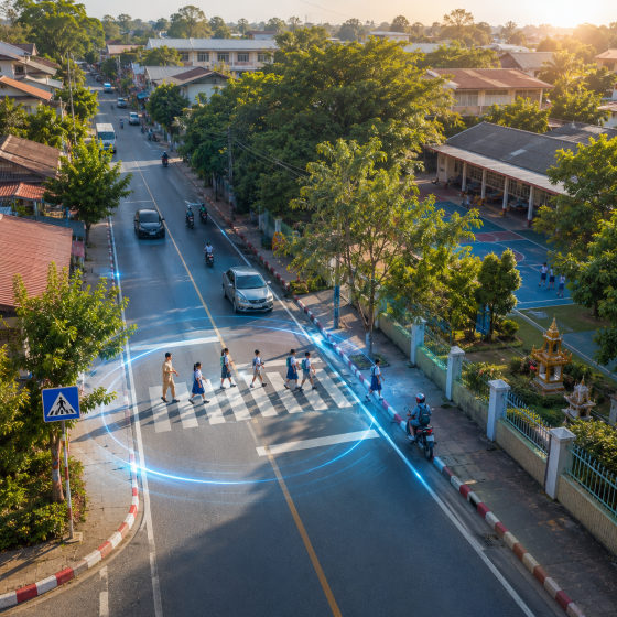 ถนนชุมชน — เขตโรงเรียน ทางม้าลาย